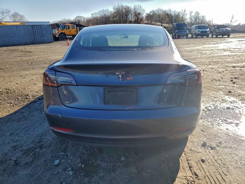 Фото 6 - TESLA MODEL 3