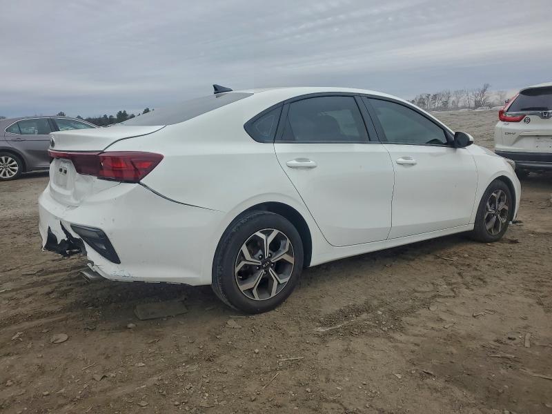 Фото 3 - KIA FORTE