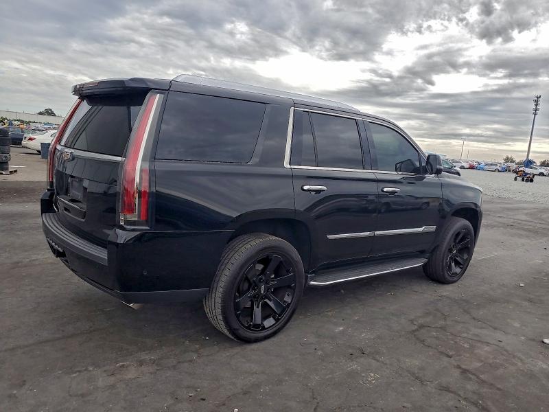 Фото 3 - CADILLAC ESCALADE