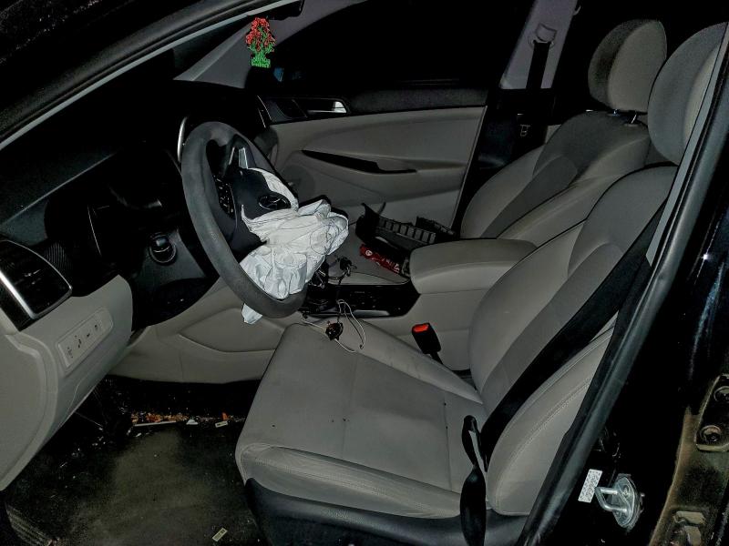 Фото 7 - HYUNDAI TUCSON