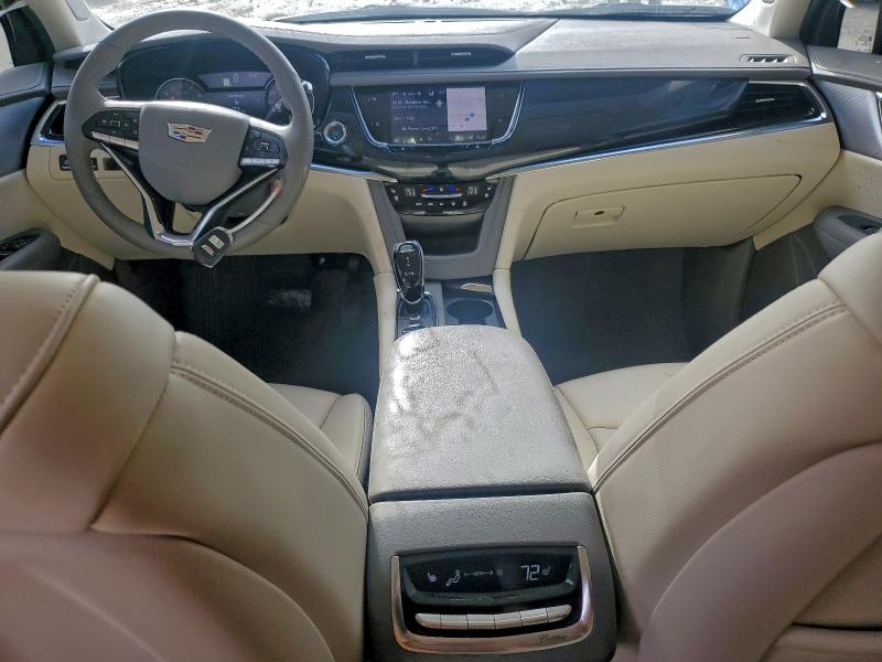 Фото 8 - CADILLAC XT6