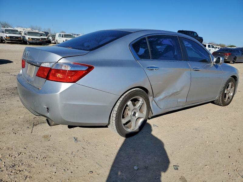 Фото 3 - HONDA ACCORD