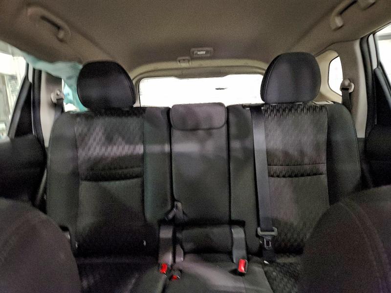 Фото 10 - NISSAN ROGUE