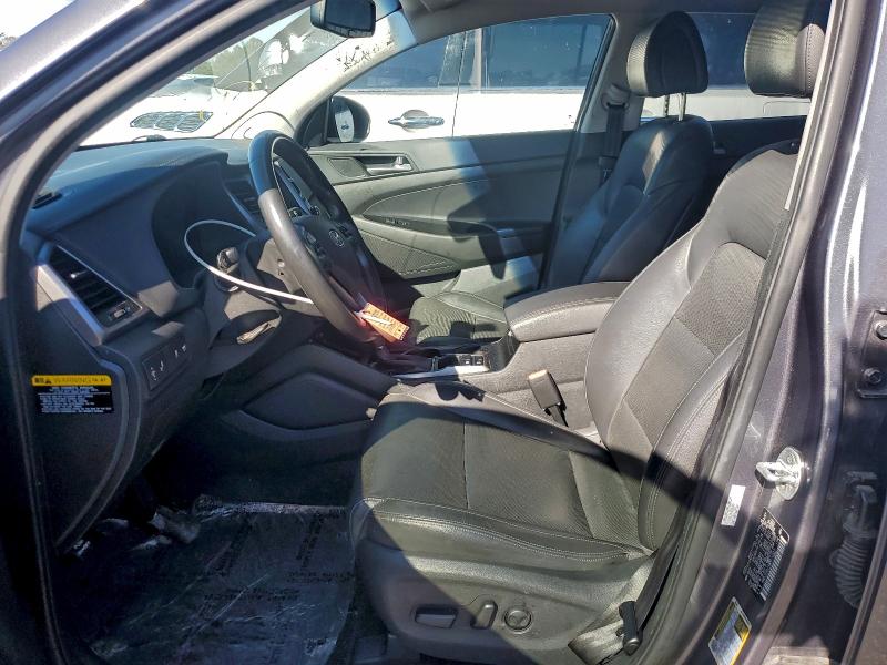 Фото 7 - HYUNDAI TUCSON