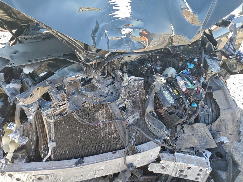 Фото 12 - LEXUS RX350