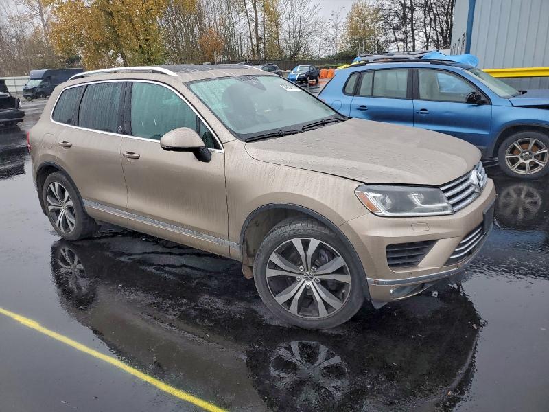 VOLKSWAGEN TOUAREG 2017 VIN WVGRF7BP1HD005054