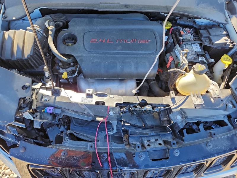 Фото 11 - JEEP COMPASS