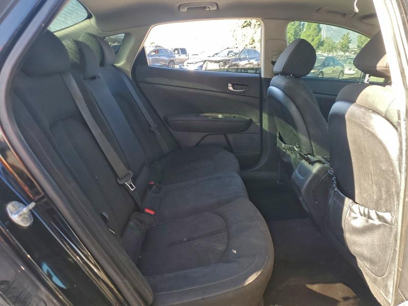 Фото 10 - KIA OPTIMA