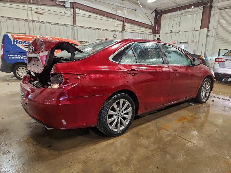 Фото 3 - TOYOTA CAMRY