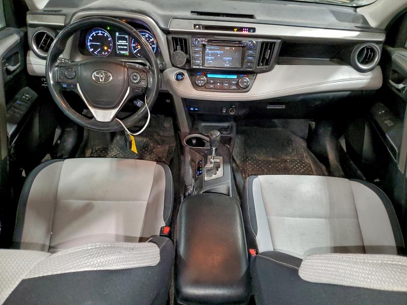 Фото 8 - TOYOTA RAV4