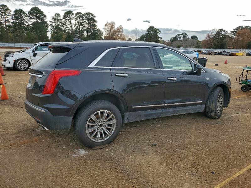 Фото 3 - CADILLAC XT5