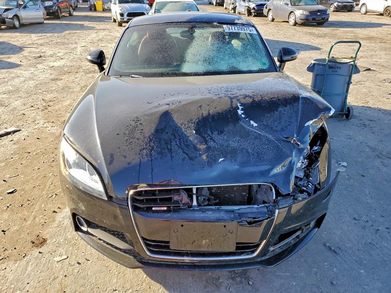 Фото 5 - AUDI TT