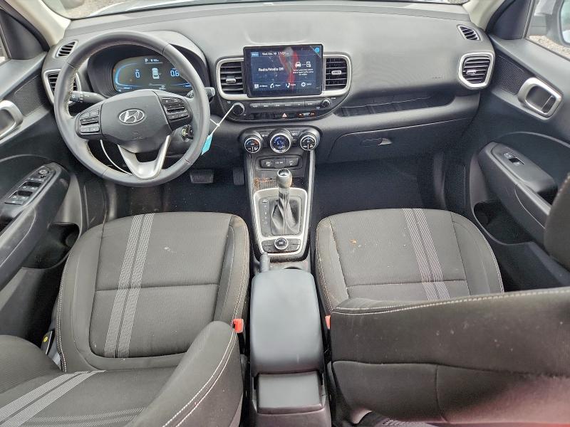 Фото 8 - HYUNDAI VENUE