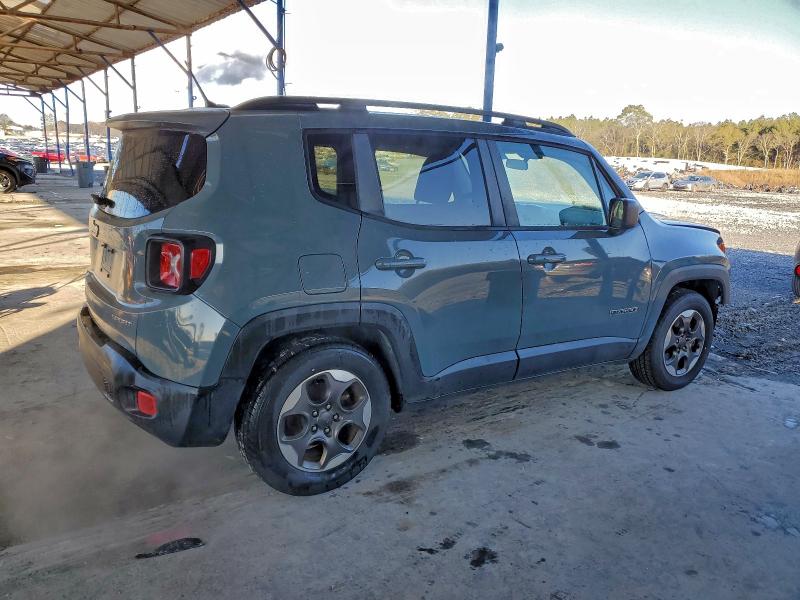 Фото 3 - JEEP RENEGADE