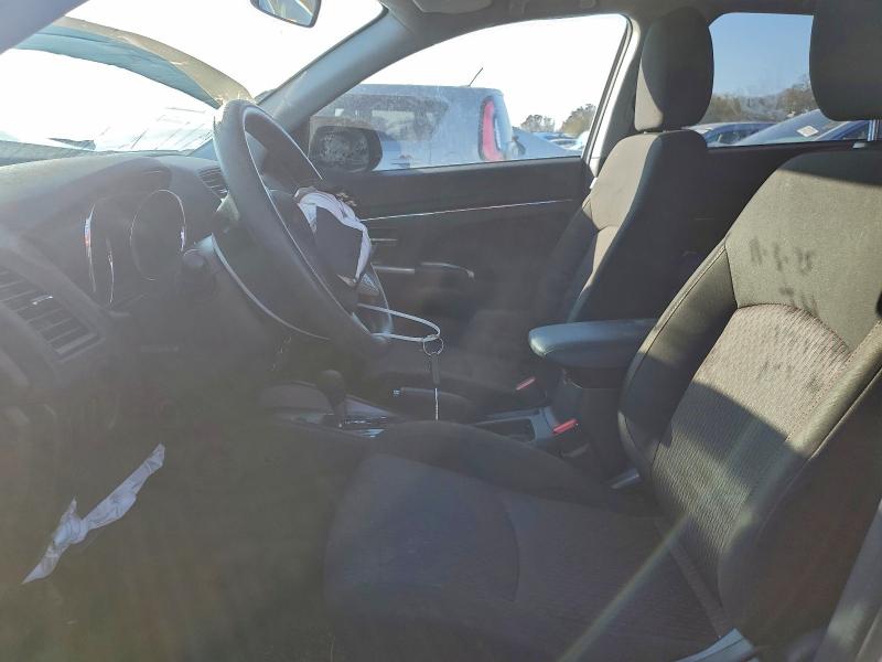 Фото 7 - MITSUBISHI OUTLANDER