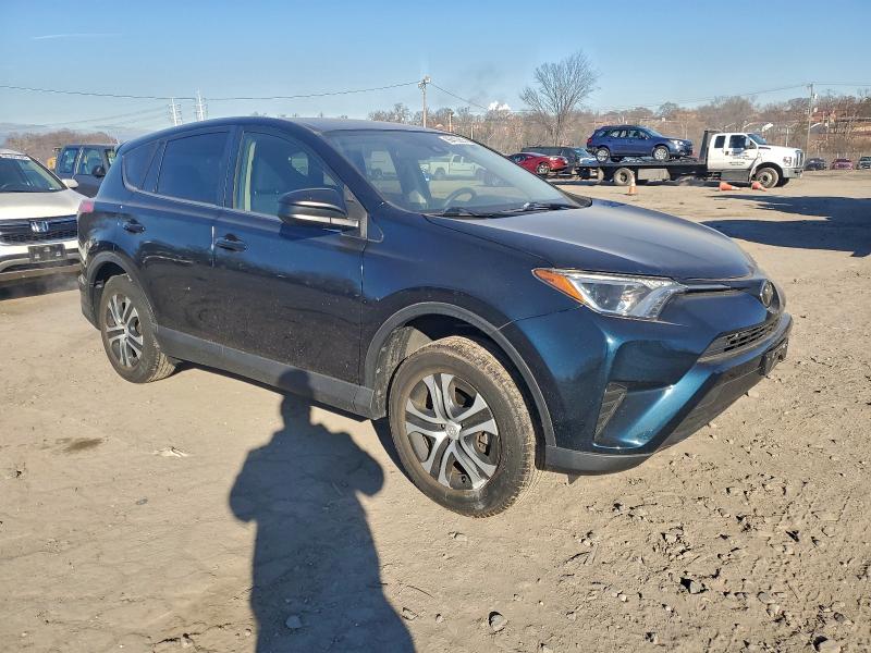 Фото 4 - TOYOTA RAV4