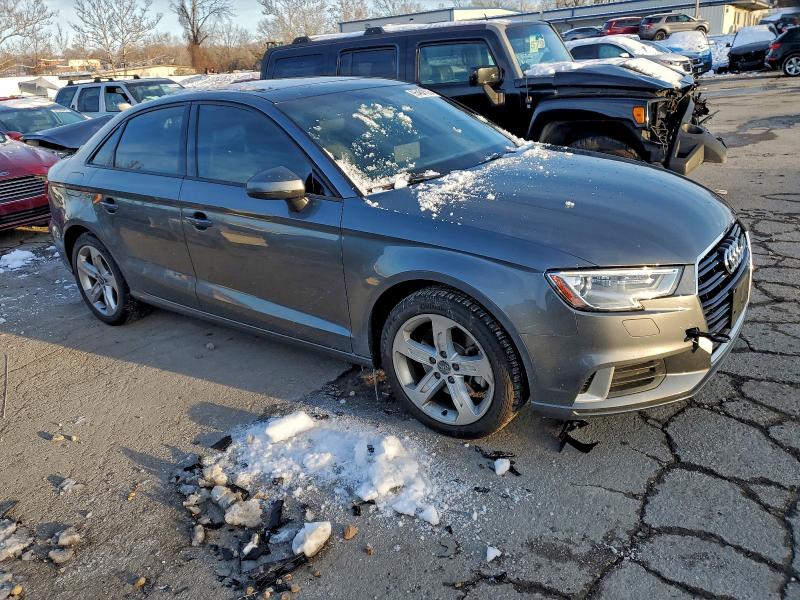 Фото 4 - AUDI A3