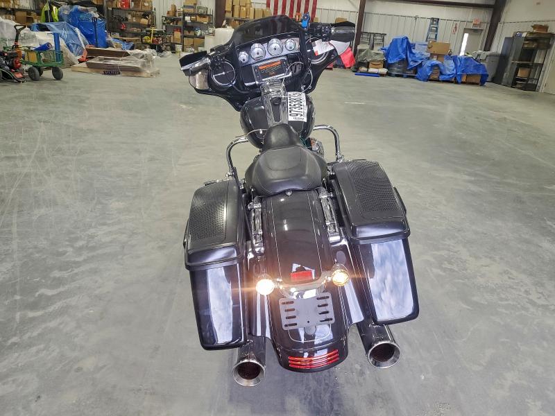 HARLEY-DAVIDSON FL 2014