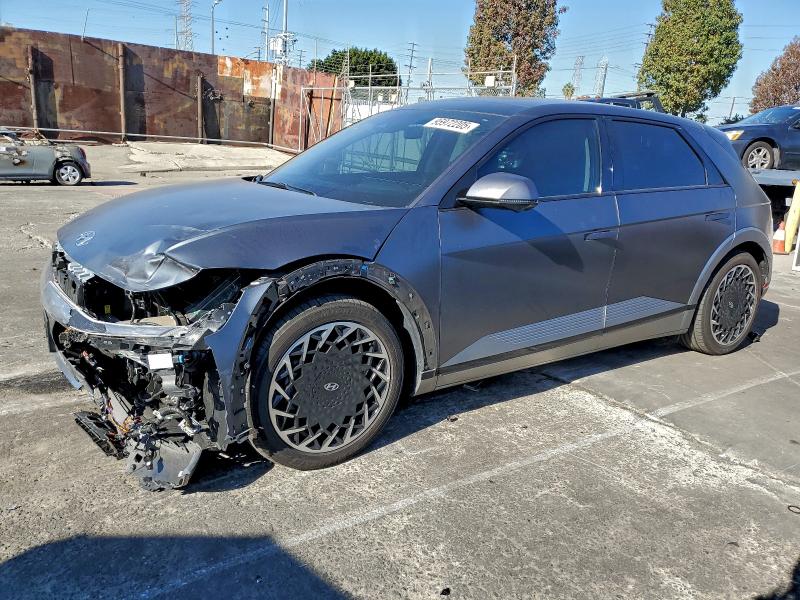 Фото 1 - HYUNDAI IONIQ