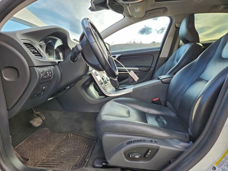 Фото 7 - VOLVO V60