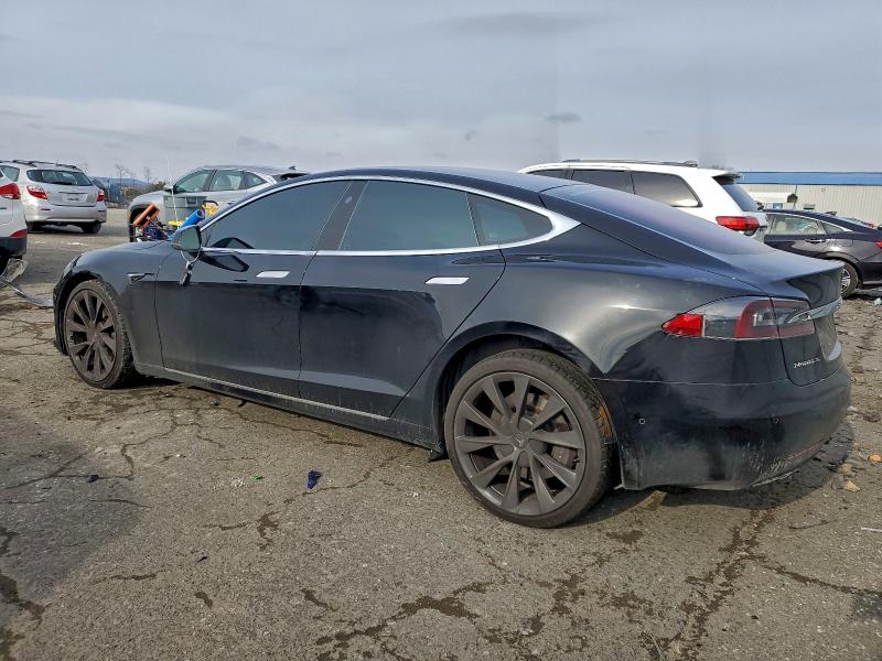 Фото 2 - TESLA MODEL S
