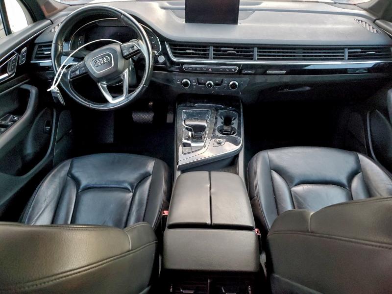 Фото 8 - AUDI Q7