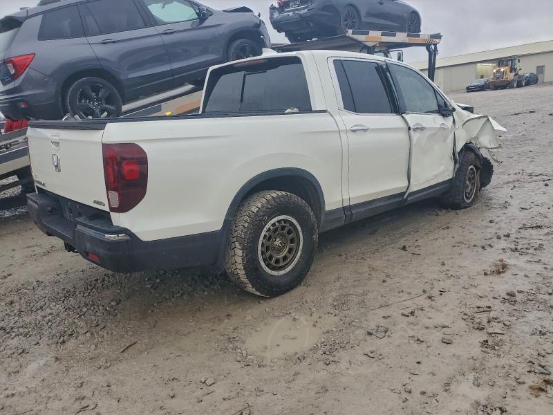 Фото 3 - HONDA RIDGELINE