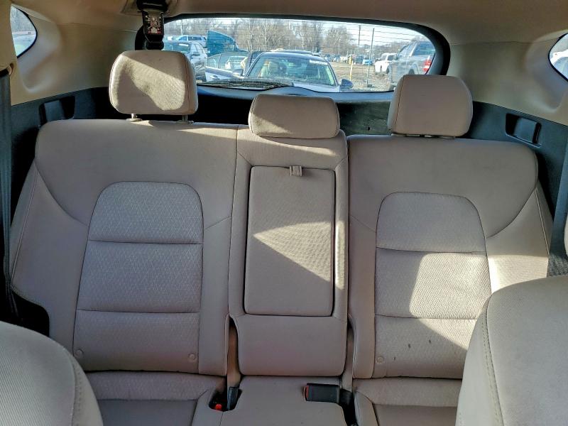 Фото 10 - HYUNDAI TUCSON