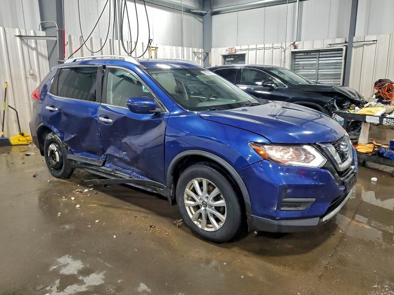 Фото 4 - NISSAN ROGUE