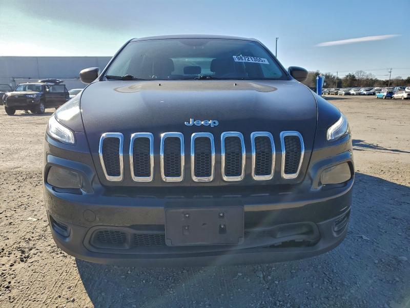 Фото 5 - JEEP GRAND CHER