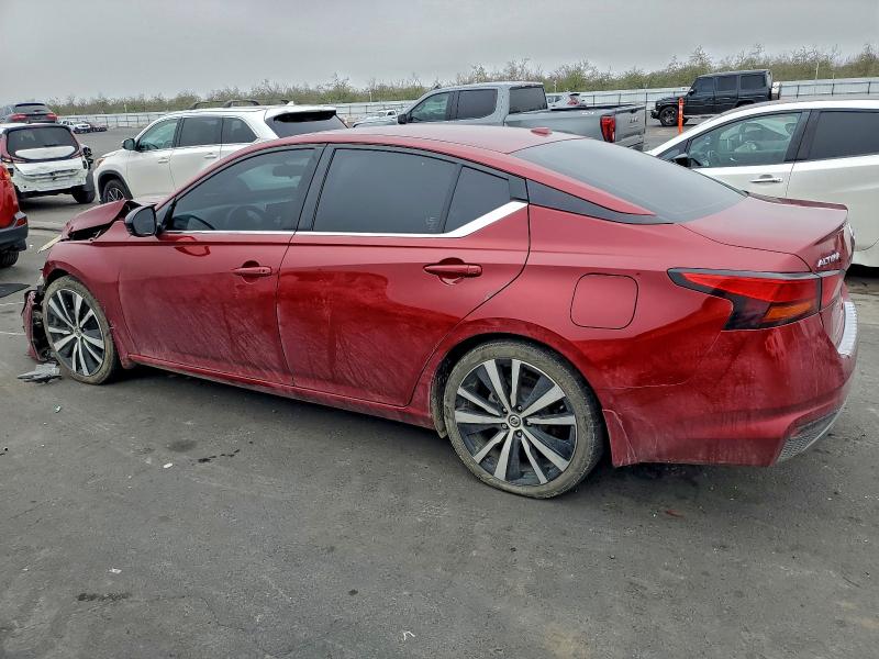 Фото 2 - NISSAN ALTIMA