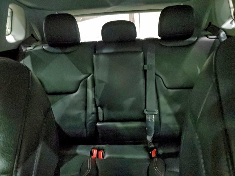 Фото 10 - JEEP COMPASS