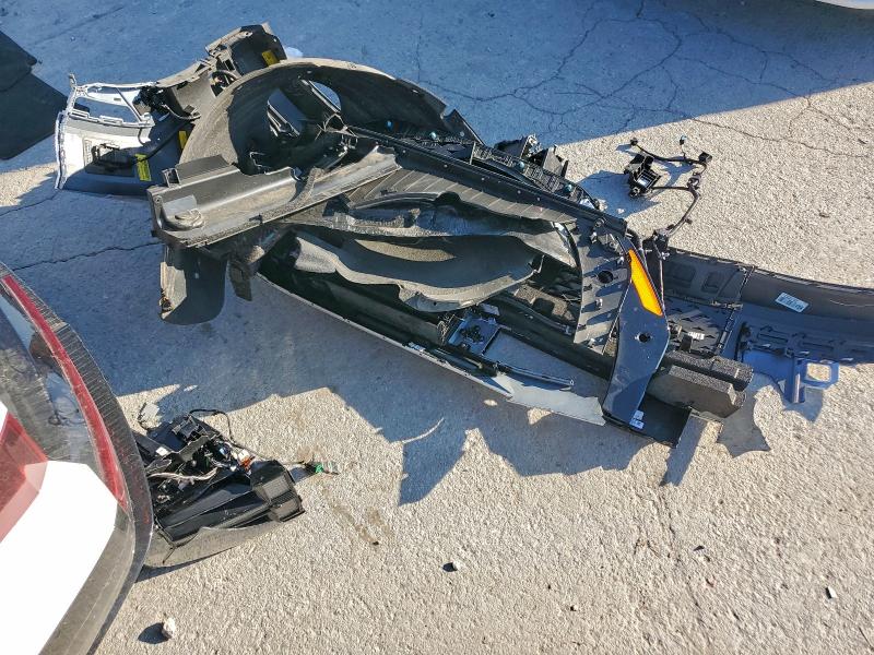 Фото 13 - HYUNDAI SANTA FE