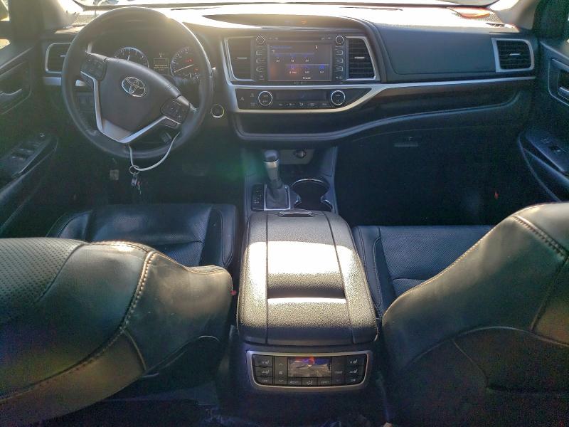 Фото 8 - TOYOTA HIGHLANDER