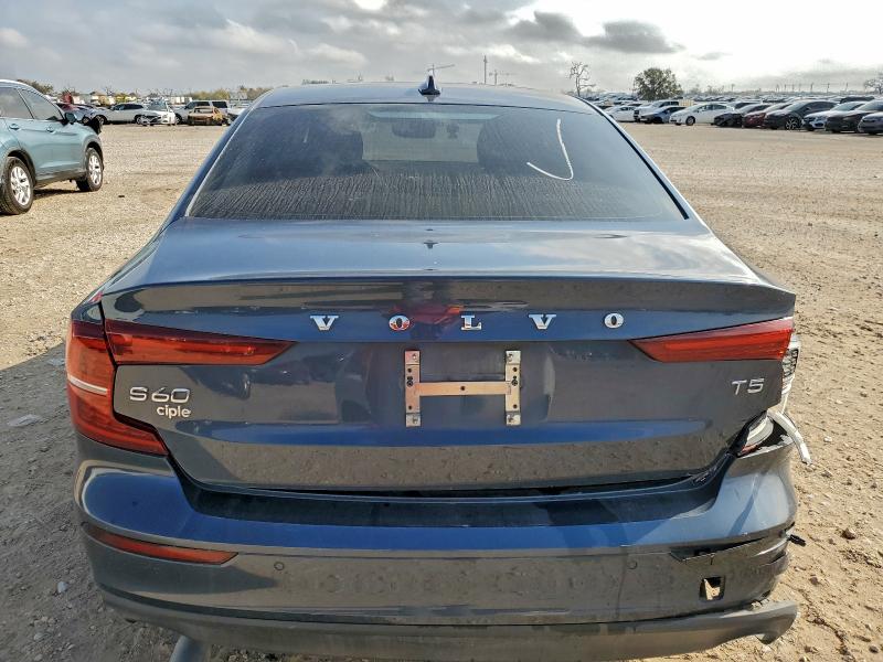 Фото 6 - VOLVO S60