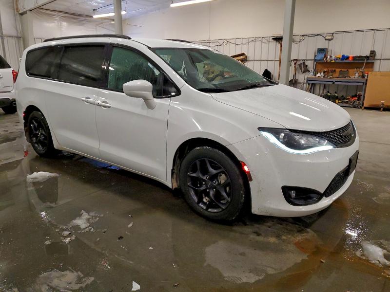 Фото 4 - CHRYSLER PACIFICA