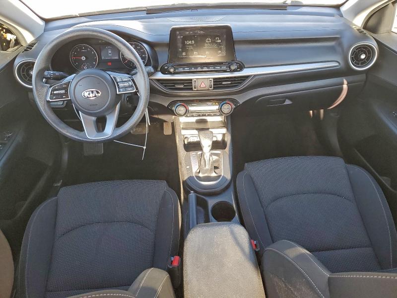 Фото 8 - KIA FORTE