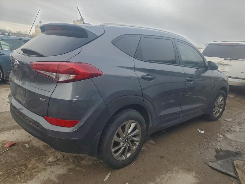 Фото 3 - HYUNDAI TUCSON