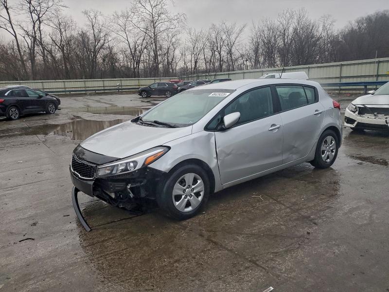 Фото 1 - KIA FORTE