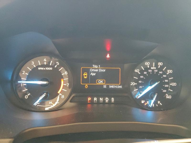 Фото 9 - FORD EXPLORER