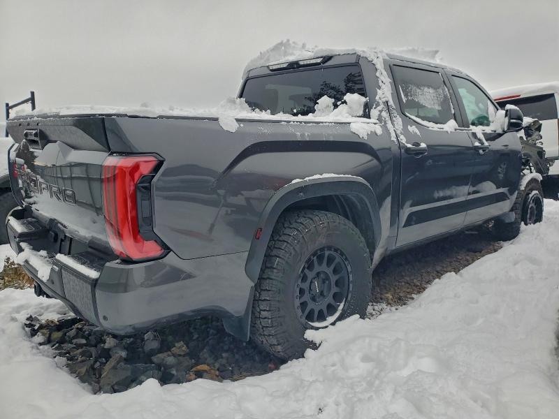 Фото 3 - TOYOTA TUNDRA