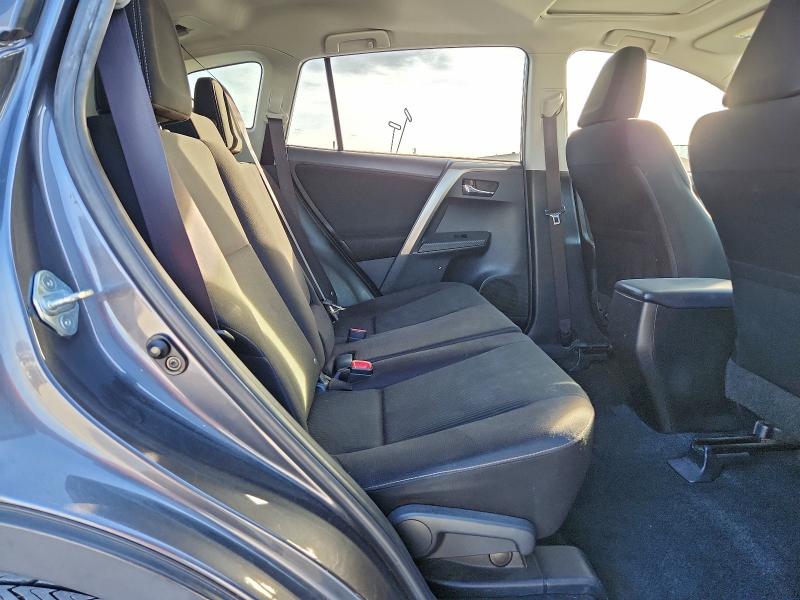 Фото 11 - TOYOTA RAV4