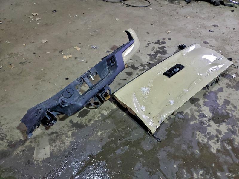 Фото 12 - TOYOTA TACOMA