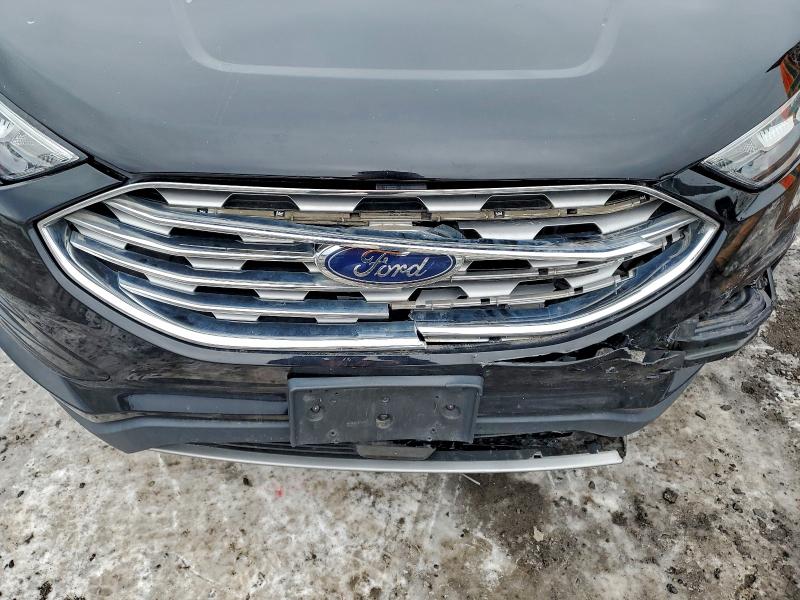 Фото 12 - FORD EDGE