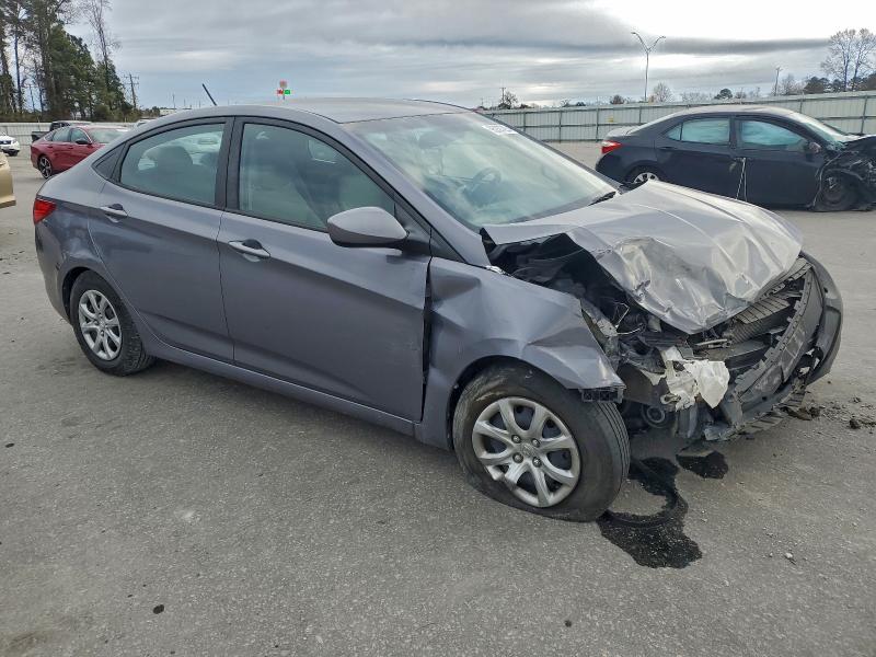 Фото 4 - HYUNDAI ACCENT