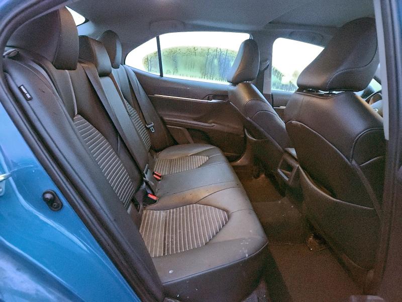 Фото 10 - TOYOTA CAMRY