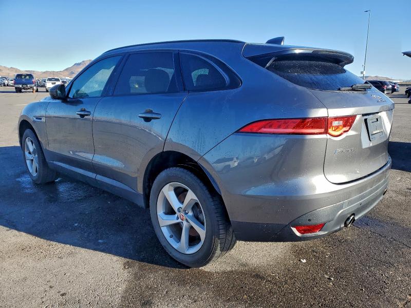 Фото 2 - JAGUAR F-PACE