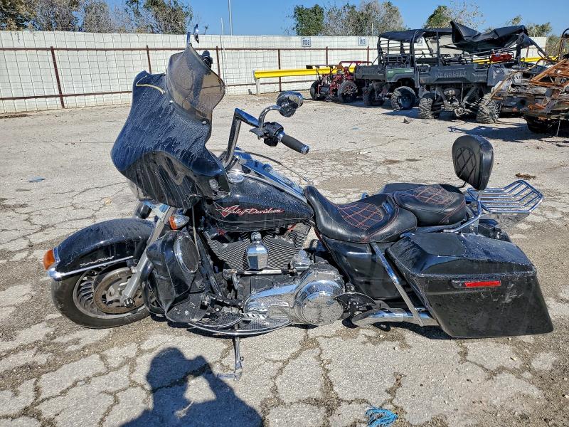 HARLEY-DAVIDSON FL 2011