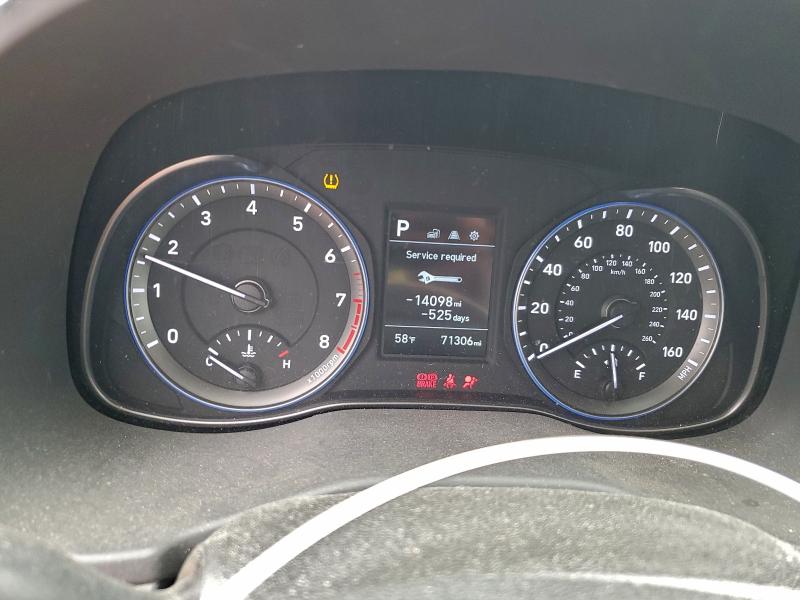 Фото 9 - HYUNDAI KONA