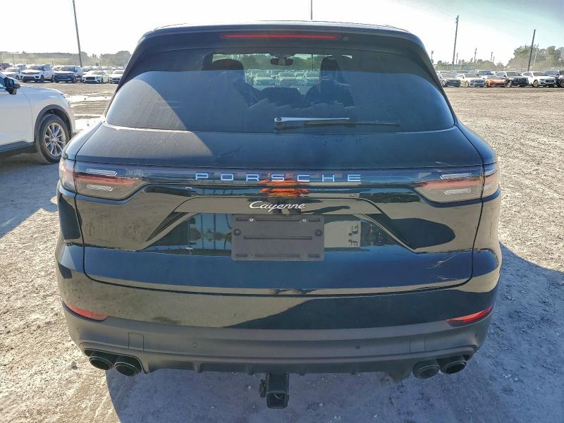 Фото 6 - PORSCHE CAYENNE